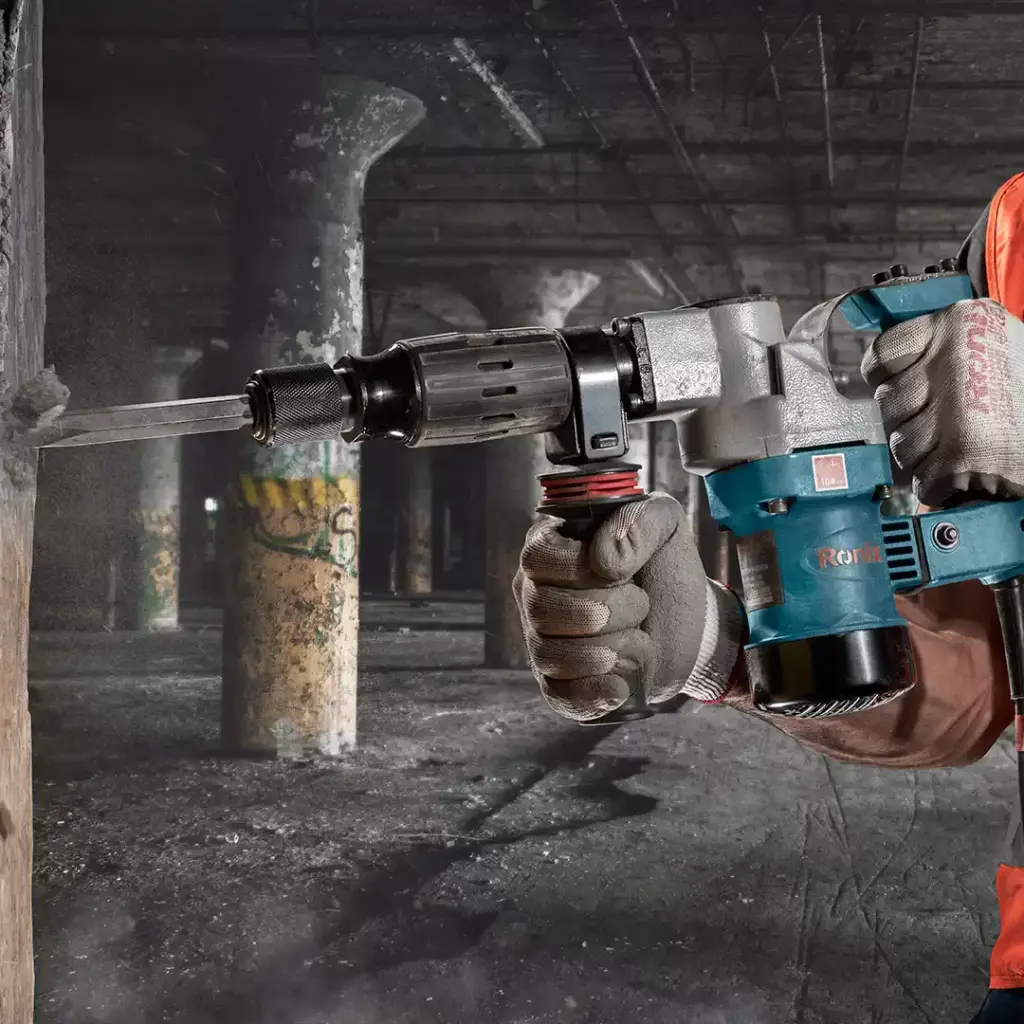 Demolition hammer 950 W