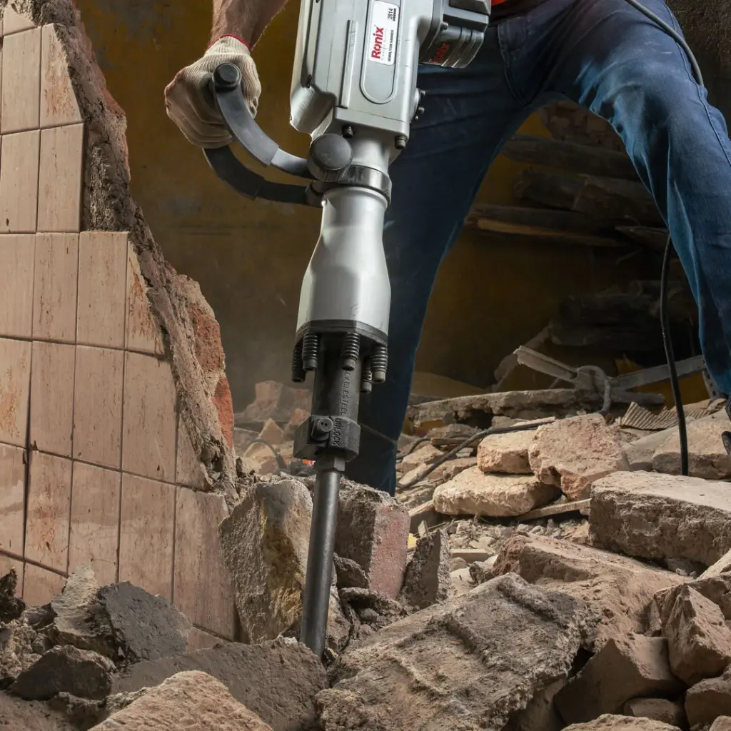 Demolition hammer 1700 W