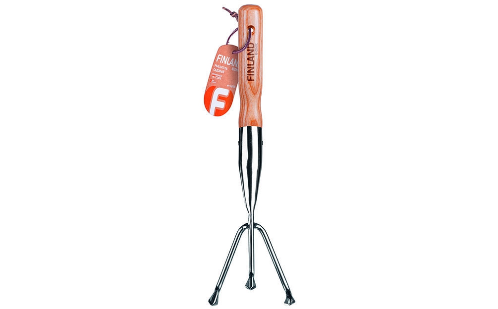 Stainless steel small cultivator with wooden handle