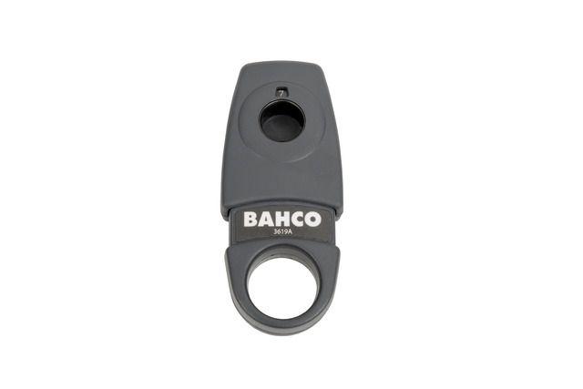 Precision stripping pliers for data cables 2,5-11mm
