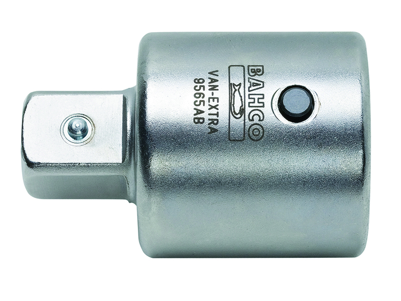 Decreasing adaptor for 1"square drive and 3/4" sockets 72mm