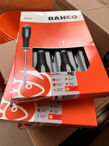 [BQ-BE-9871] BOJĀTS IEPAKOJUMS-Skrūvgriežu komplekts ERGO™ 6 gab - SL3,0 1000V VDE; T20/25; PZ2; PH1/2